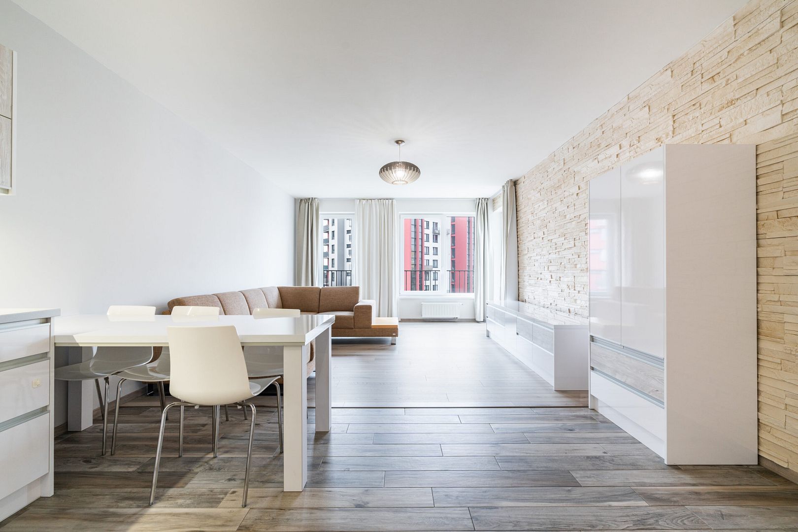 Estimation of the property price