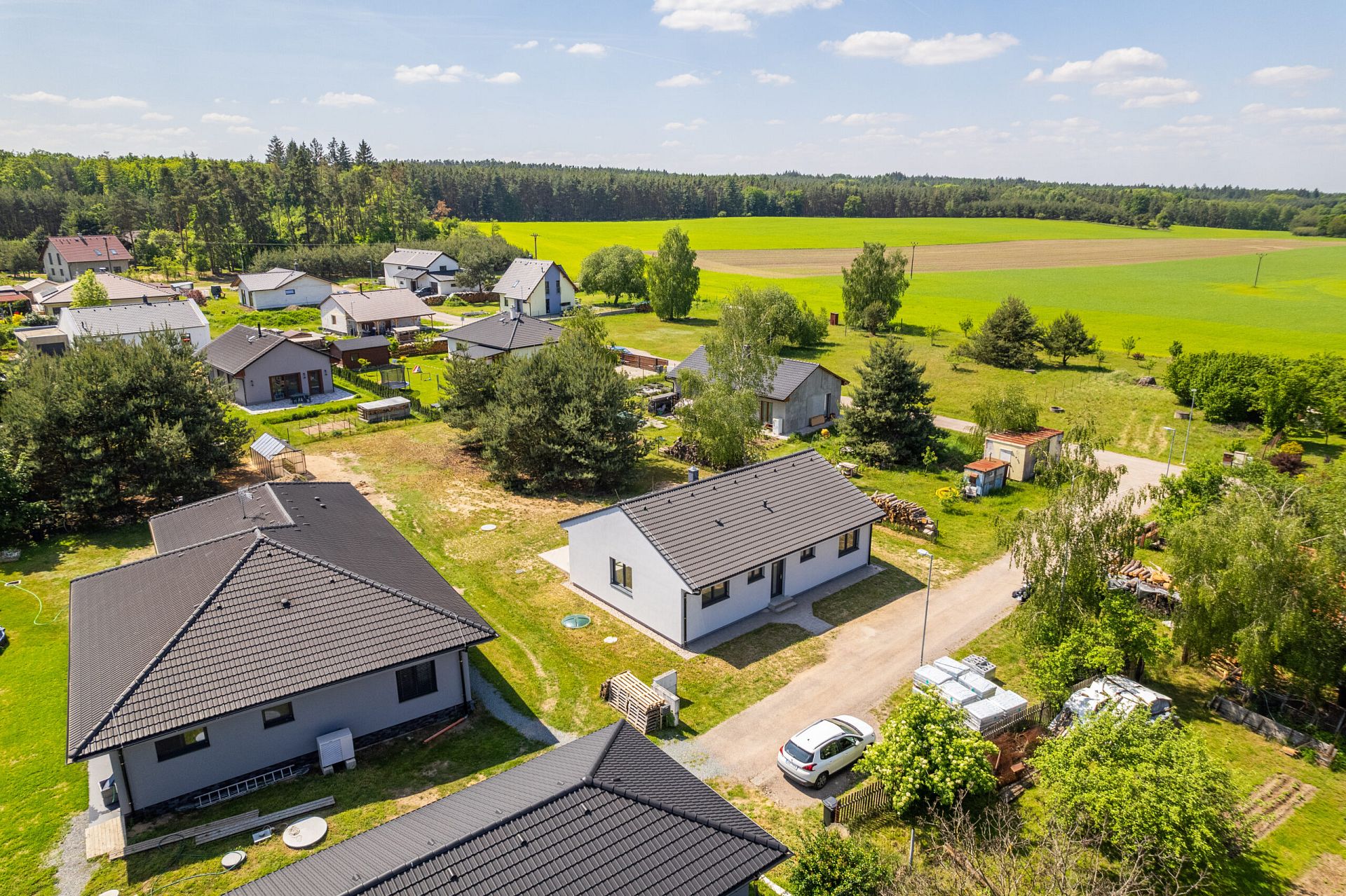 For sale new building of 122 m² with land of 1 020 m²