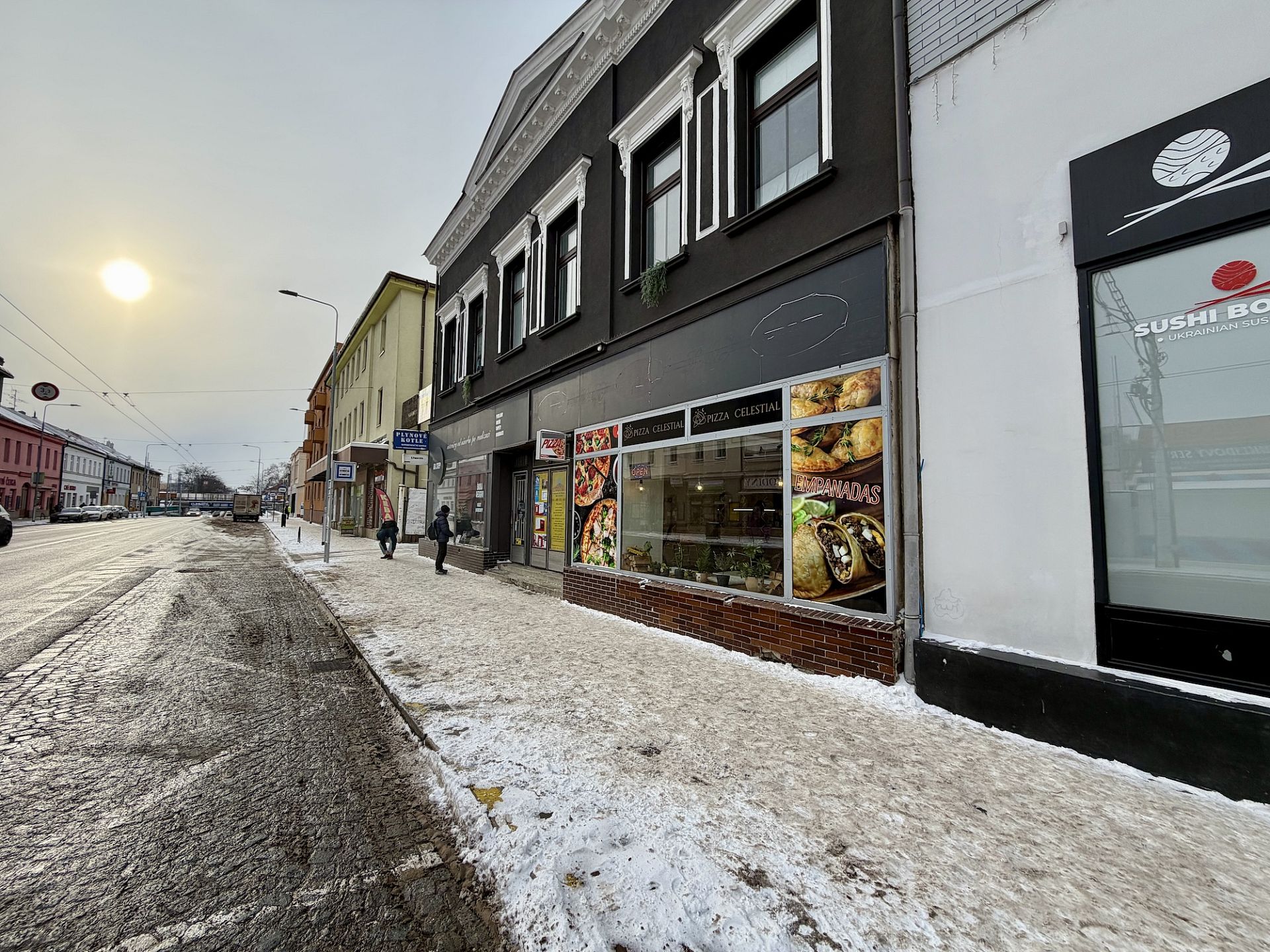 Obchodní prostor (pizzerie) v centru města