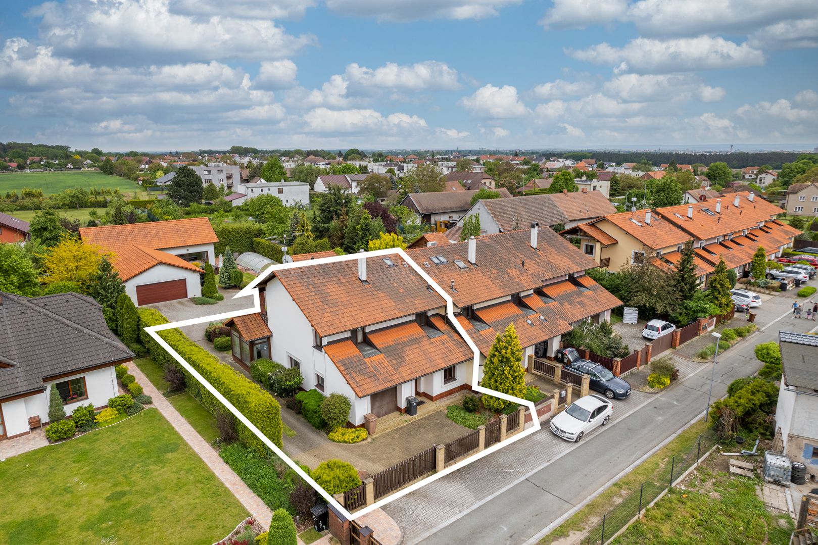 Prodej rodinného domu s garáží a zimní zahradou 184 m²