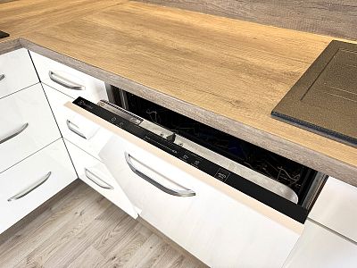 2+kk for rent in a new building with balcony