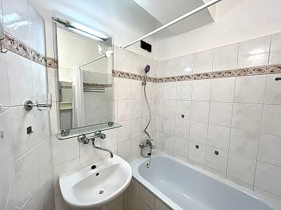 Apartment 2+kk 60 m² with a loggia 8 m²