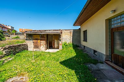 Basement family house with attic