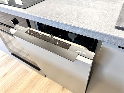 Beautiful new building 1+kk for rent