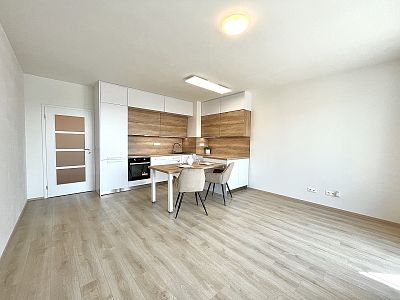Byt 2+kk s krásnou kuchyní
