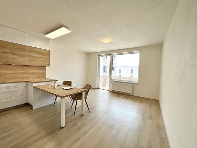 Byt 2+kk s krásnou kuchyní