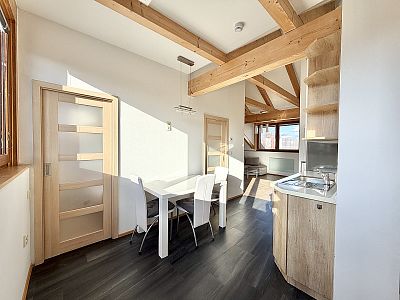 Byt 2+kk s výhledem na zámek