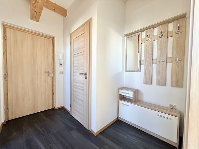 Byt 2+kk s výhledem na zámek