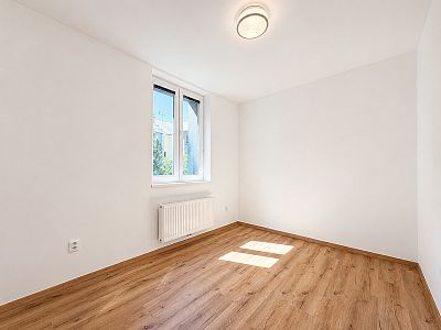 Byt 2+kk v klidném vnitrobloku