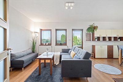 Family house with a view of Kunětice Mountain