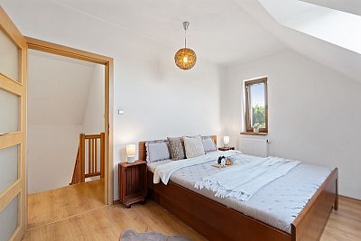 Family house with a view of Kunětice Mountain
