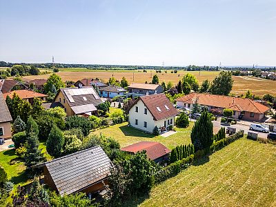 Family house with a view of Kunětice Mountain