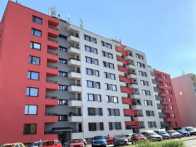 For sale apartment 3+kk 78 sqm with two balconies and cellar