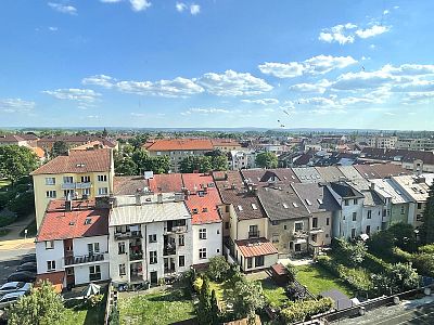 For sale apartment 3+kk 78 sqm with two balconies and cellar