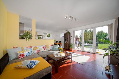 For sale low-cost family house of 117 sqm with a plot of 591 sqm