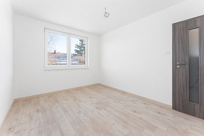 For sale new building of 122 m² with land of 1 020 m²