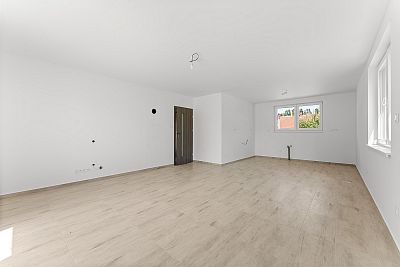 For sale new building of 122 m² with land of 1 020 m²