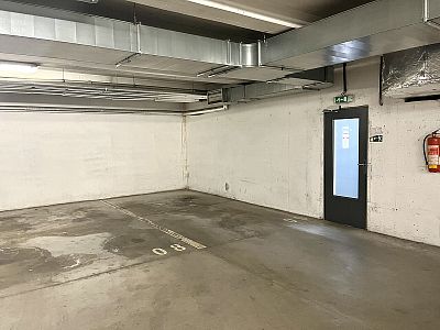 Garage space rental