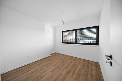 Moderní bydlení 7 min. od centra (s kuchyní a šatnou)