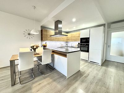 Nadstandardní byt 3+kk k pronájmu