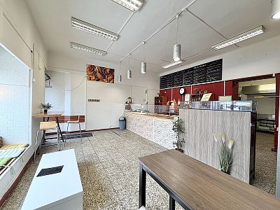 Obchodní prostor (pizzerie) v centru města