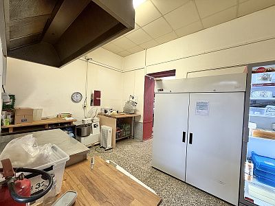 Obchodní prostor (pizzerie) v centru města