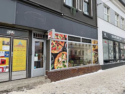 Obchodní prostor (pizzerie) v centru města
