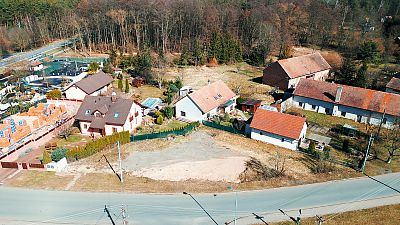 Pozemek s projektem a stavebním povolením