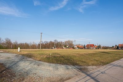 Pozemek s projektem a stavebním povolením