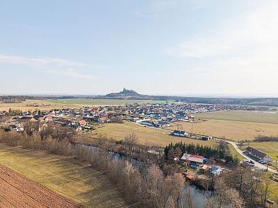 Pozemek s projektem a stavebním povolením