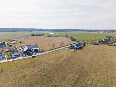 Pozemek s projektem a stavebním povolením