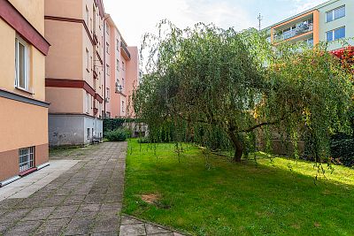 Prodej bytu 3+1 95 m² se sklepem