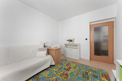 Prodej bytu 3+kk s balkónem 13 m² a sklepem