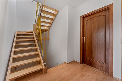 Prodej rodinného domu s garáží a zimní zahradou 184 m²