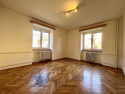 Pronájem bytu 2+1 61 m² se sklepem