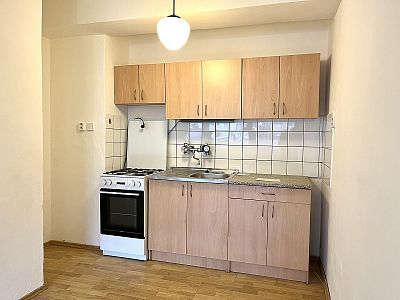 Pronájem bytu 2+kk 60 m² s lodžií 8 m²