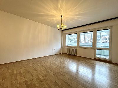Pronájem bytu 2+kk 60 m² s lodžií 8 m²