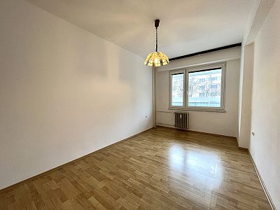 Pronájem bytu 2+kk 60 m² s lodžií 8 m²