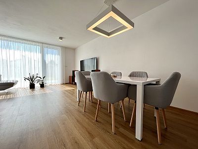 Pronájem rodinného domu 117 m² s pozemkem 290 m²