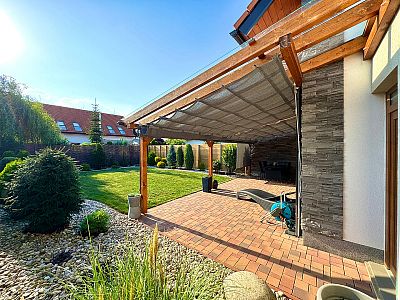Pronájem rodinného domu, pozemek 288 m²