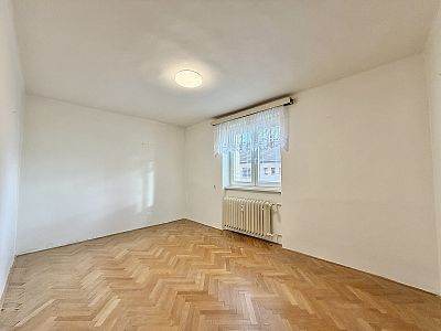 Prostorný byt 3+1 s velkým sklepem