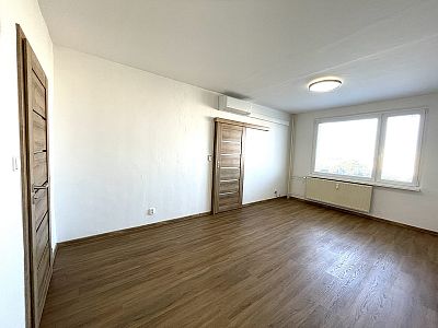 Renovated apartment 3+1 with balcony and cellar