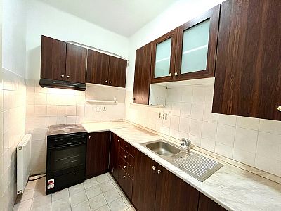 Rent apartment 2+1 53 m² with balcony and cellar