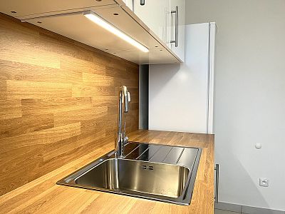 Rent apartment 2+1 57 m² with balcony and cellar