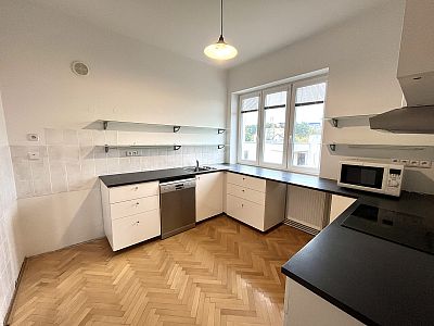 Rent apartment 2+1 95 m² with cellar
