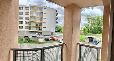 Rent apartment 2+kk 57 m² with loggia