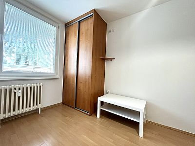 Rent apartment 3+kk 81 m² with loggia, cellar and elevator
