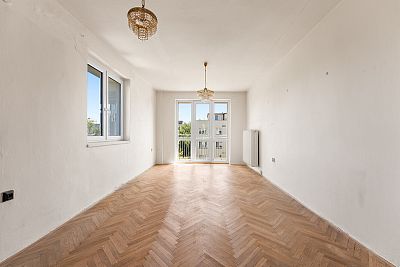 Slunný byt 2+1 k rekonstrukci