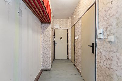 Sunny apartment 2+1 for reconstruction